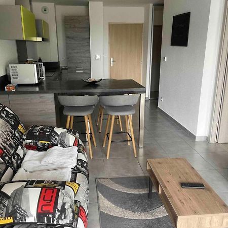 Appartement 4 Personnes Proche Lac Saint Point Montperreux Dış mekan fotoğraf