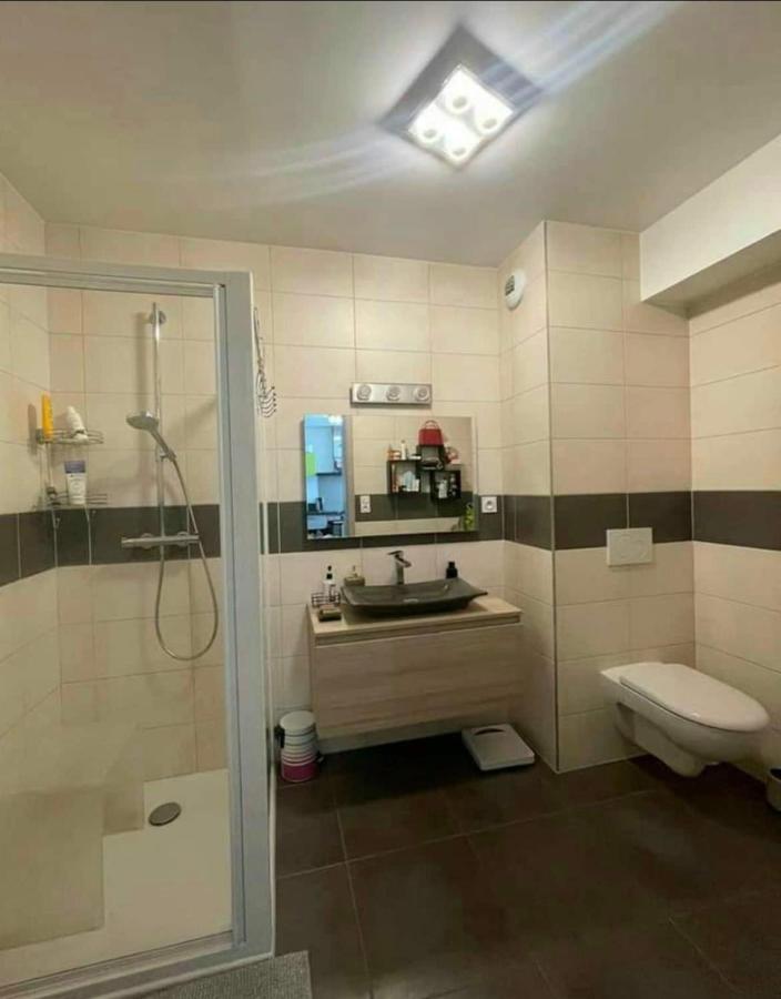 Appartement 4 Personnes Proche Lac Saint Point Montperreux Dış mekan fotoğraf